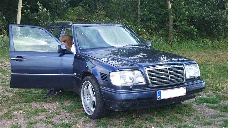 Mercedes Benz w124 300 td billede 7