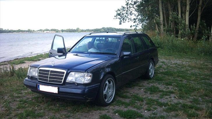 Mercedes Benz w124 300 td billede 8