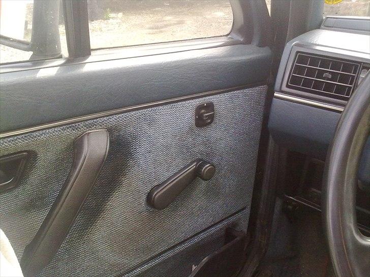 VW Golf 2 -1.6 aut - 5 dørs. billede 14