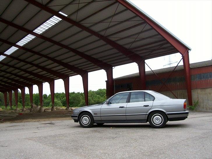 BMW 525i E34 - "Limousinen".. hehe billede 1