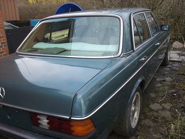 Mercedes Benz W123 300D PROJEKT billede 11