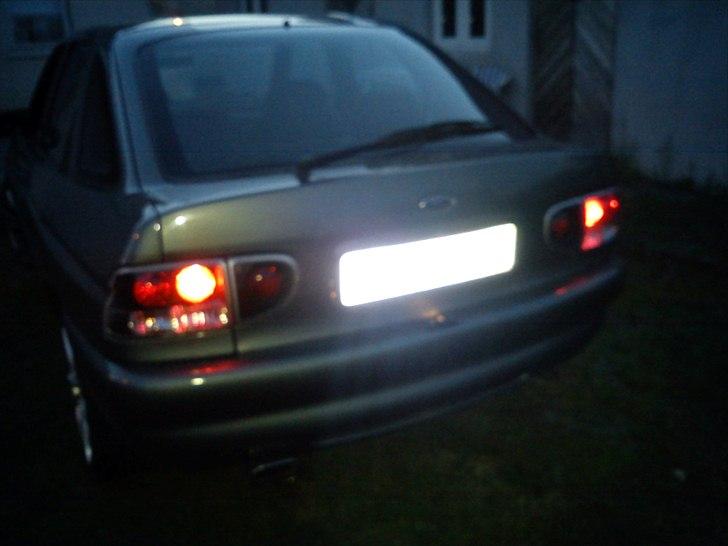 Ford Escort 1,6 i 16v Zetec - nye baglygter billede 14