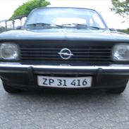 Opel Kadett c coupé berlina