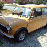 Mini Mascot 850  "solgt"