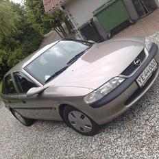 Opel Vectra b hatchback