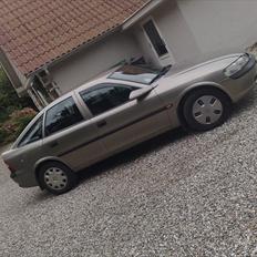 Opel Vectra b hatchback