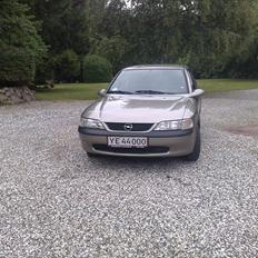 Opel Vectra b hatchback