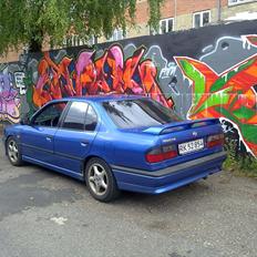 Nissan Primera P 10