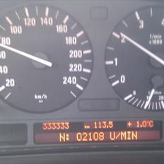 BMW E39 528i --- SOLGT