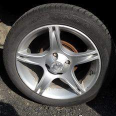 Opel Vectra a **SOLGT**