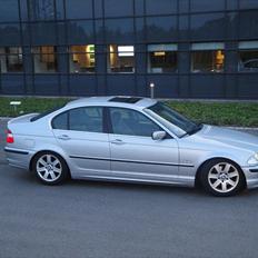 BMW 328i Steptronic (SOLGT)