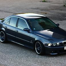BMW E39 523 *solgt*