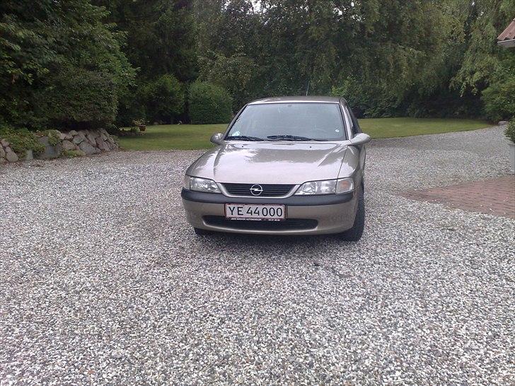 Opel Vectra b hatchback billede 3