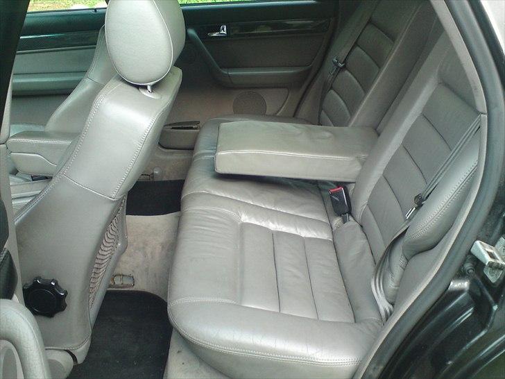 Audi S6 4.2 V8 Selvblander billede 11