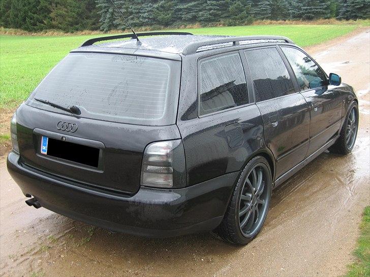 Audi A4 1.8 T Avant SOLGT billede 6