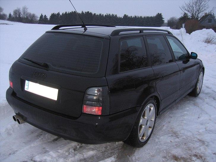 Audi A4 1.8 T Avant SOLGT billede 9