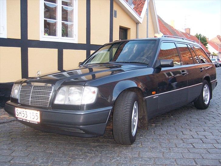 Mercedes Benz 124  250 TD - Solgt billede 3