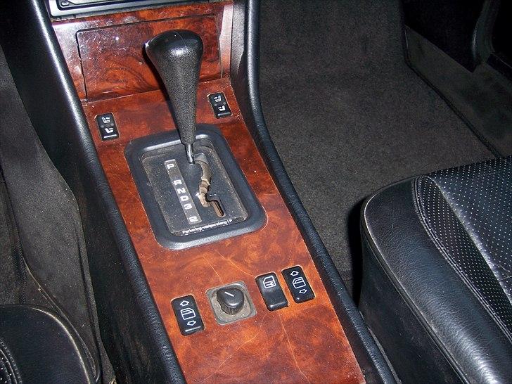 Mercedes Benz 124  250 TD - Solgt billede 9