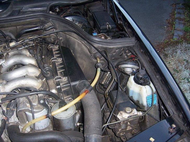 Mercedes Benz 124  250 TD - Solgt billede 19