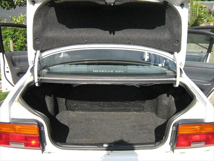 Toyota Corolla101XLi Sedan SOLGT billede 7