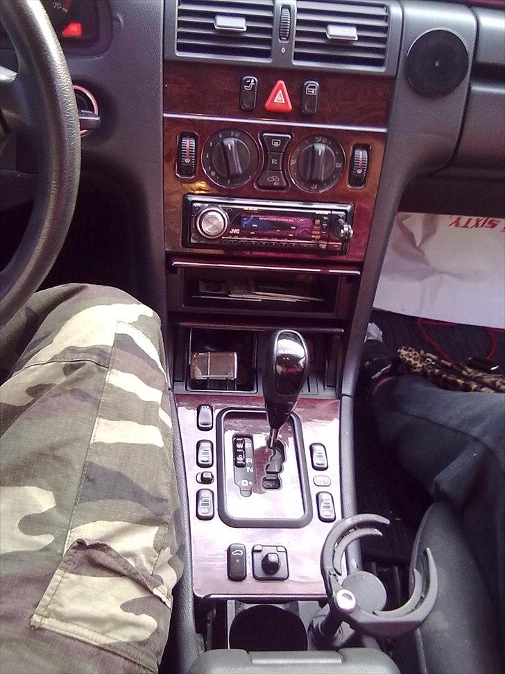 Mercedes Benz e270 cdi billede 11