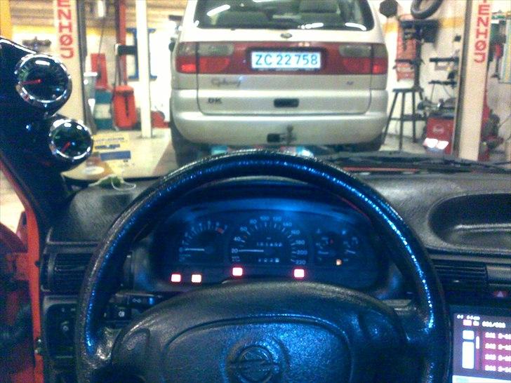 Opel astra f SOLGT billede 3