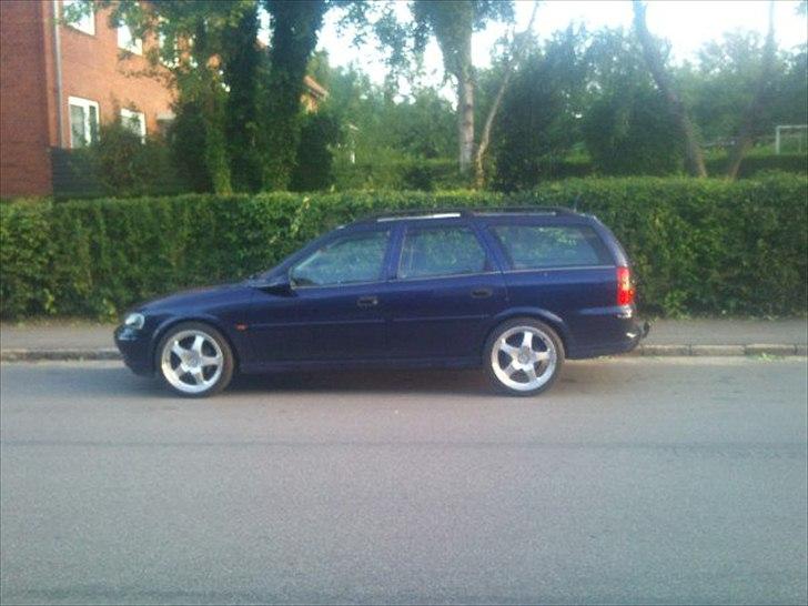 Opel Vectra B 2.0 16V - Nu med 18" sommerhjul billede 6