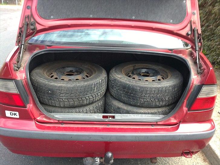 Nissan primera 1,6 billede 3