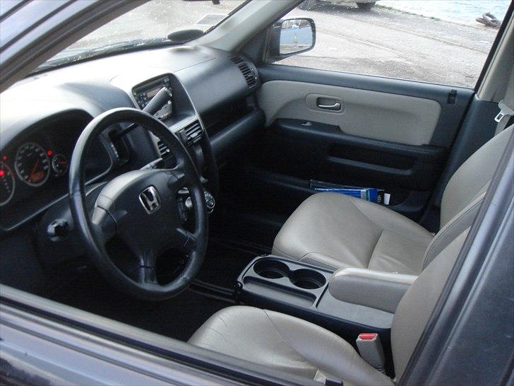 Honda CR-V 2,0 aut. Executive - Lyst og enkelt billede 6