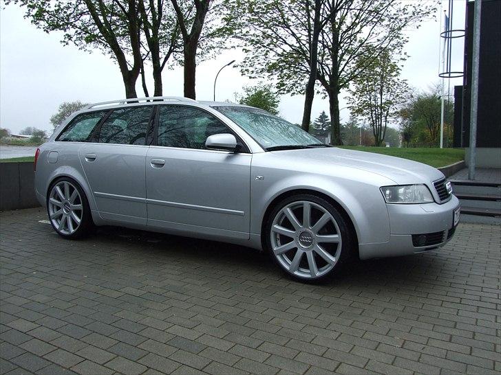 Audi A4 1,9 TDI 130 Avant billede 2