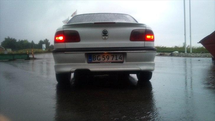 Opel Omega B billede 10