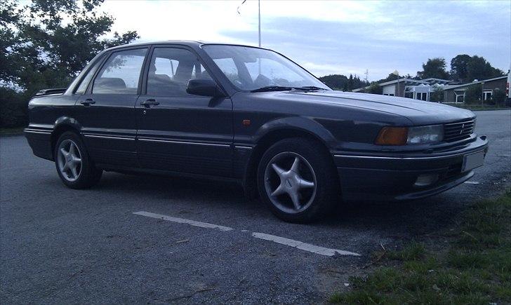 Mitsubishi Galant 1.8 Sport Limited Edition billede 16