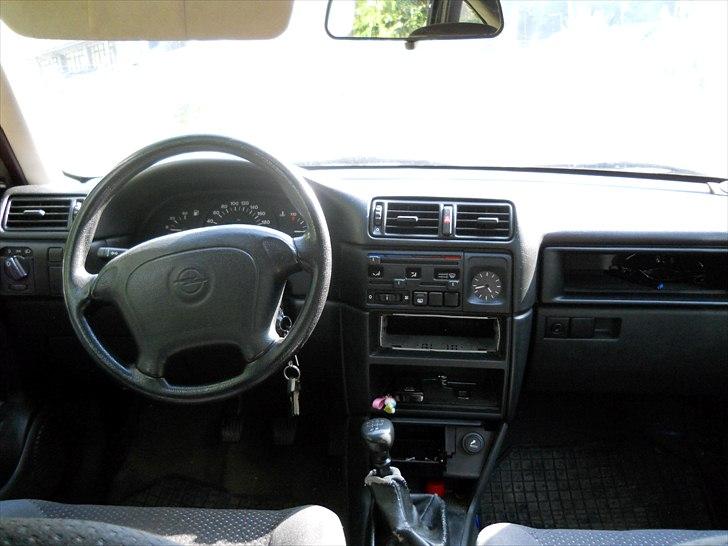 Opel Vectra a **SOLGT** billede 5