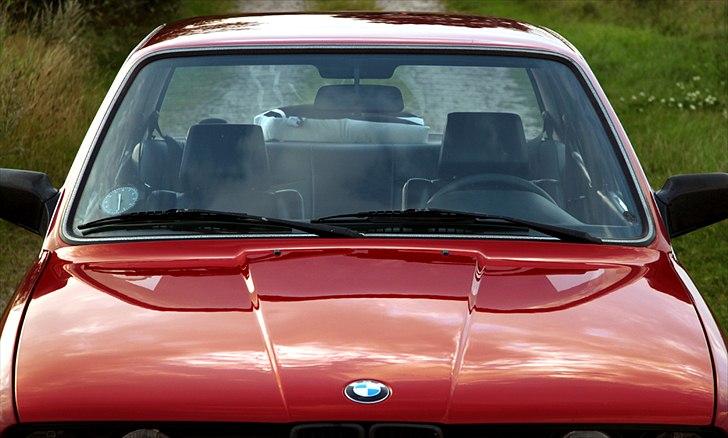 BMW E30 320i billede 3