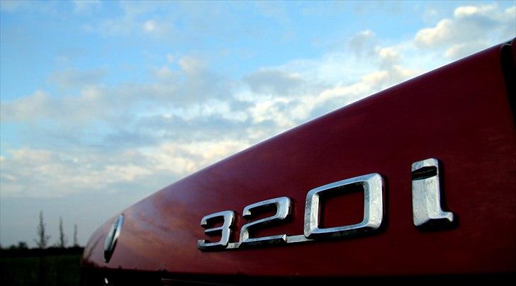 BMW E30 320i billede 16