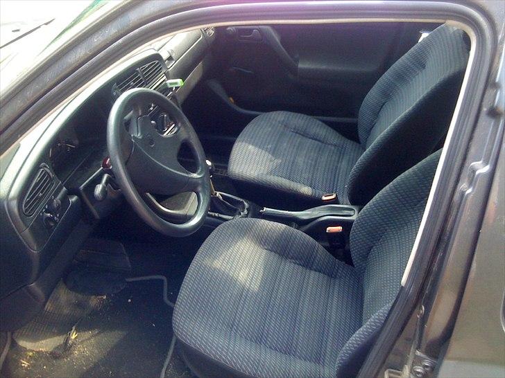 VW Vento solgt billede 7