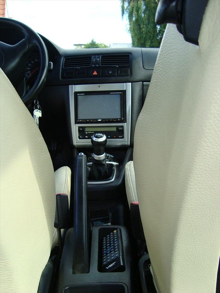 VW Golf IV GTi 1,9 TDi *SOLGT* - Anlægget indeni billede 17