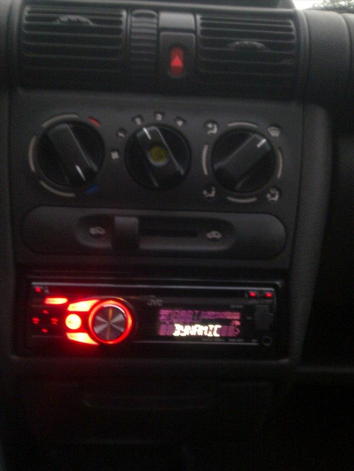 Opel Corsa B Sport TOTAL SKAD  billede 17