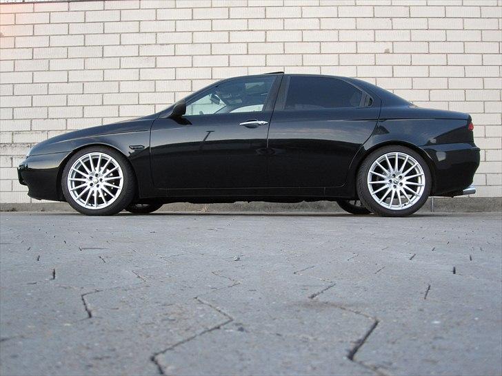 Alfa Romeo 156 (TIL SALG) - Fra siden ved industri billede 2