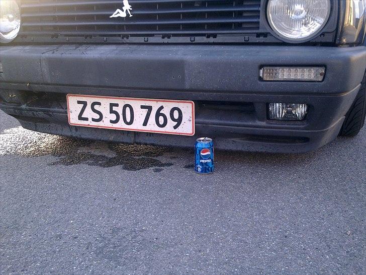 VW golf 2 (banditten) byttet - nyt billede d. 10/8-10 hehe lidt lav er den jo :P billede 18