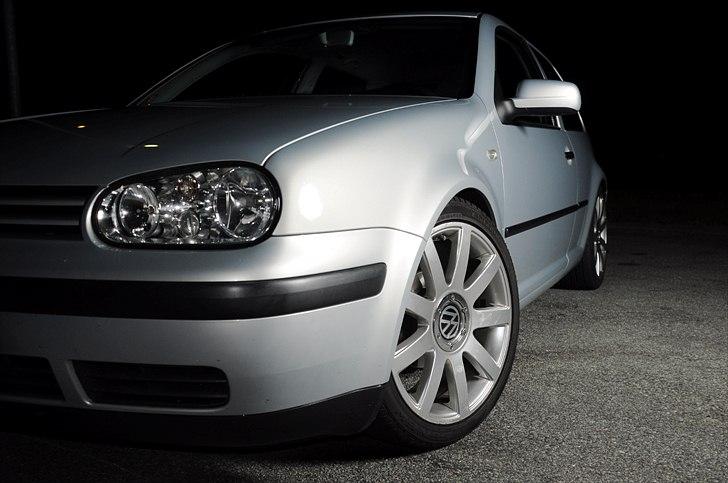VW Golf 4 billede 2