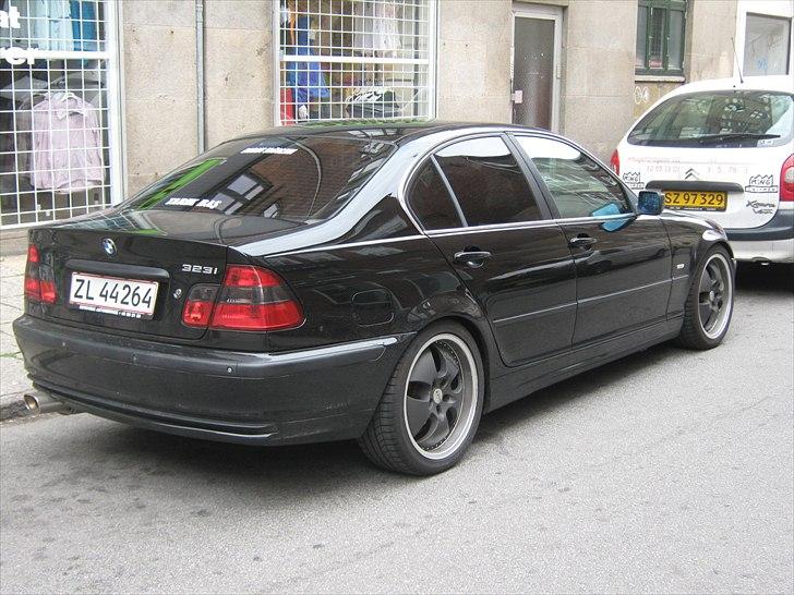 BMW 323i Schmiedmann billede 1