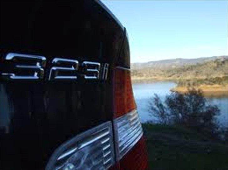 BMW 323i Schmiedmann - med de gammle bag-lygter  billede 7