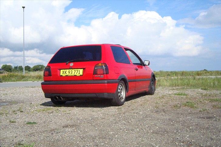 VW GOLF TDI GL SOLGT billede 4