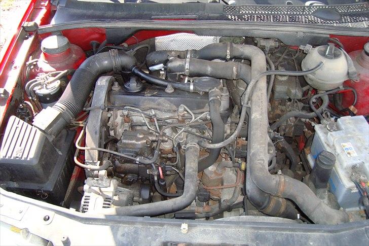 VW GOLF TDI GL SOLGT billede 9