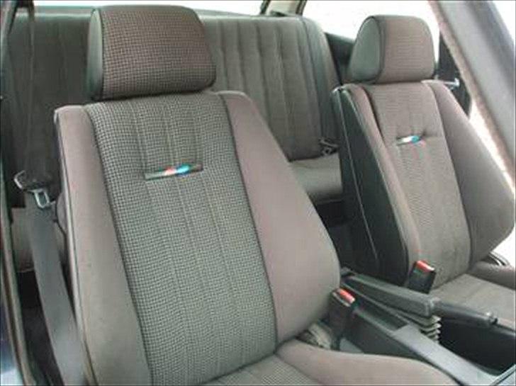 BMW E30 320i / 325i  billede 8