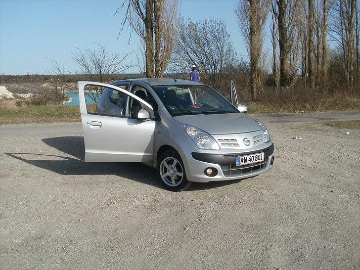 Nissan Pixo billede 1