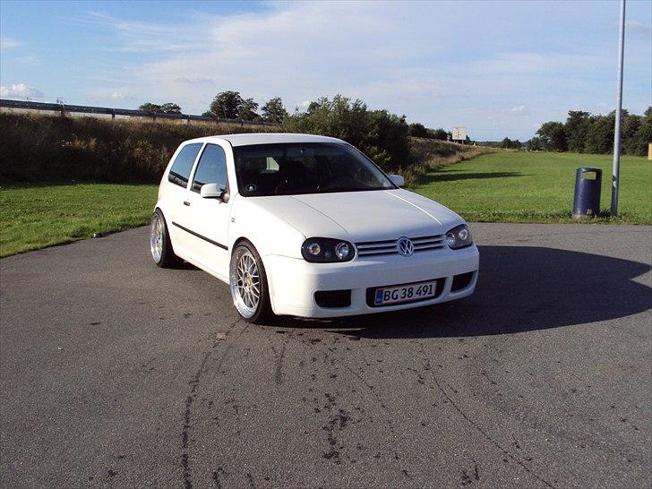 VW Golf IV (Solgt) billede 1