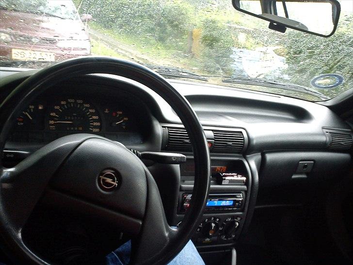 Opel astra f caravan solgt billede 5