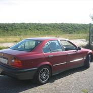 BMW E36 316i TOTALSKADET